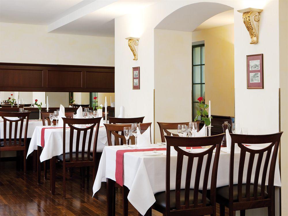 Dormero Hotel Halle Halle  Екстер'єр фото