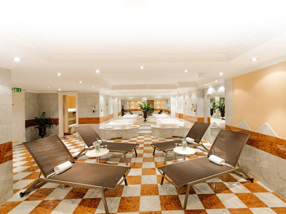 Dormero Hotel Halle Halle  Екстер'єр фото
