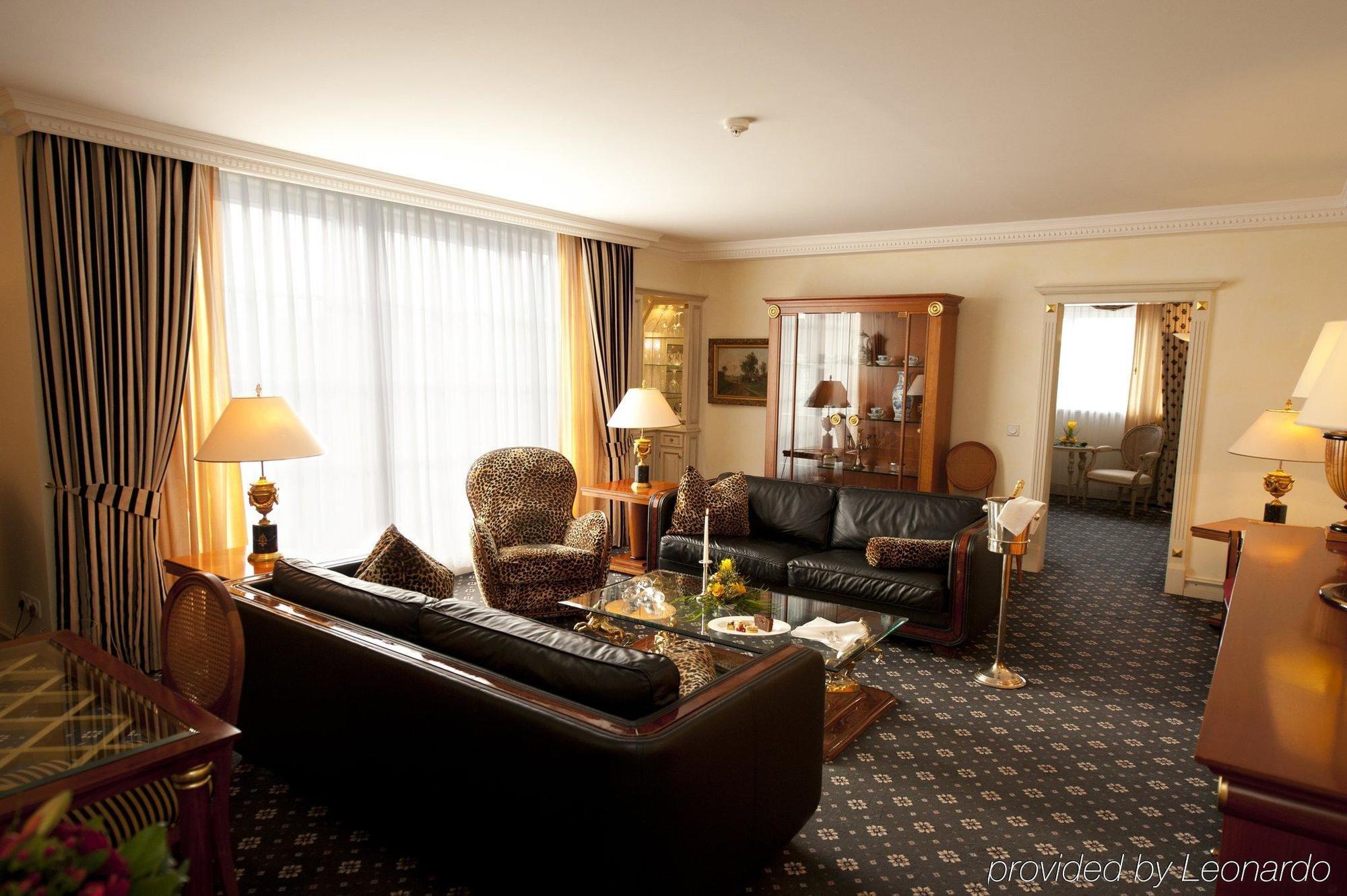 Dormero Hotel Halle Halle  Екстер'єр фото
