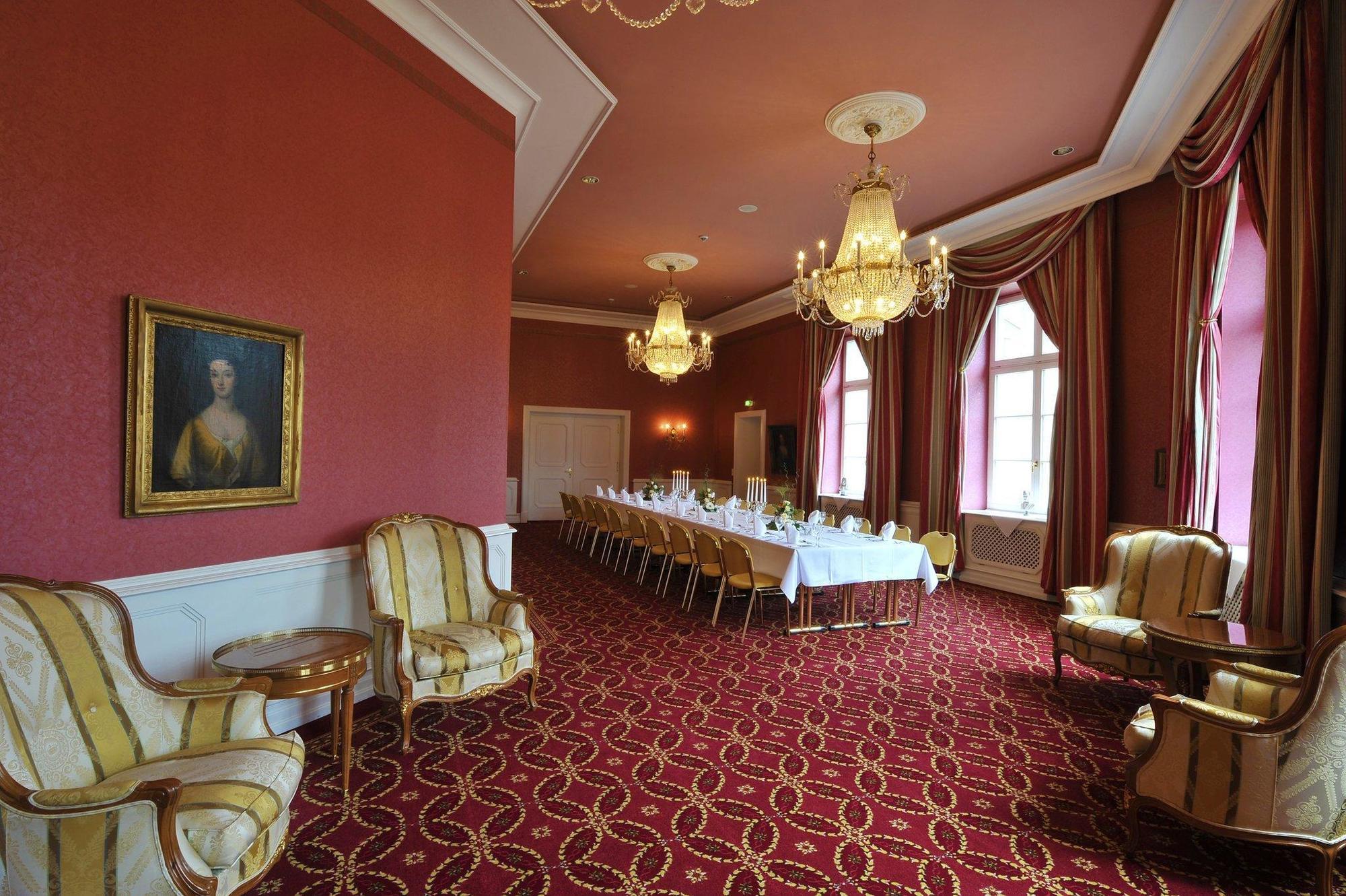 Dormero Hotel Halle Halle  Екстер'єр фото